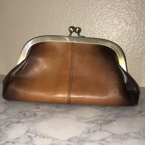 Patricia Nash Kisslock 100% Leather Bag💛